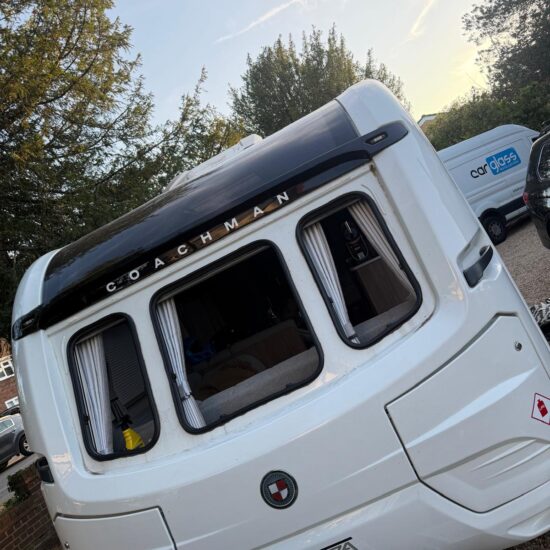 Car Glass Installations Services